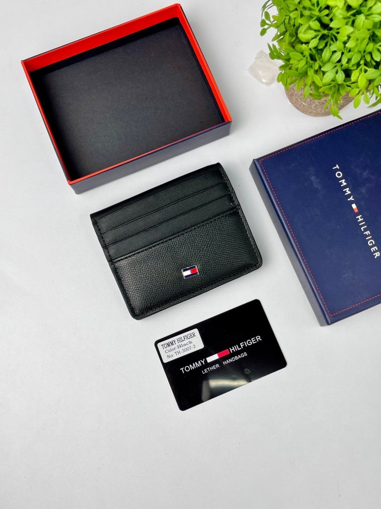 Tommy Hilfiger Men's Black Leather Card Holder