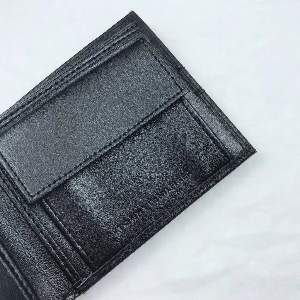Tommy Hilfiger Men's Belt & Wallet Gift Set